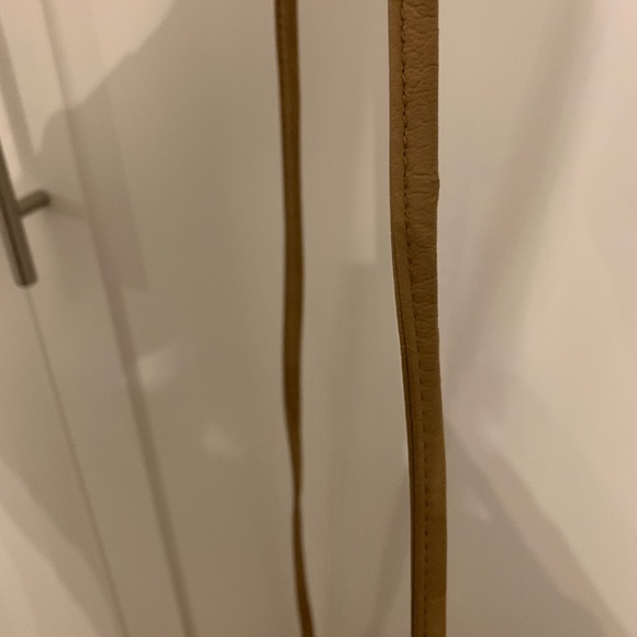 H&M vintage-inspired tan purse - Picture 6 of 11